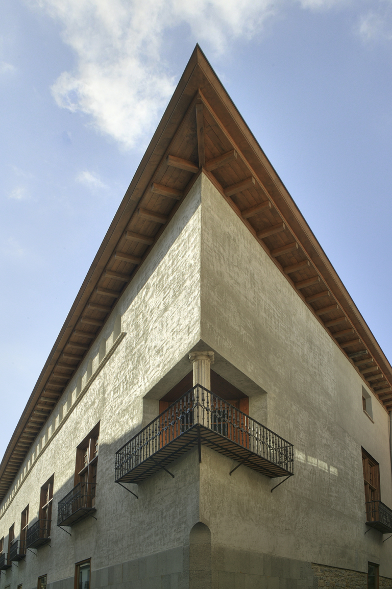 Pamplona destinará 879.903 euros a renovar y mantener de manera especial el Palacio del Condestable
