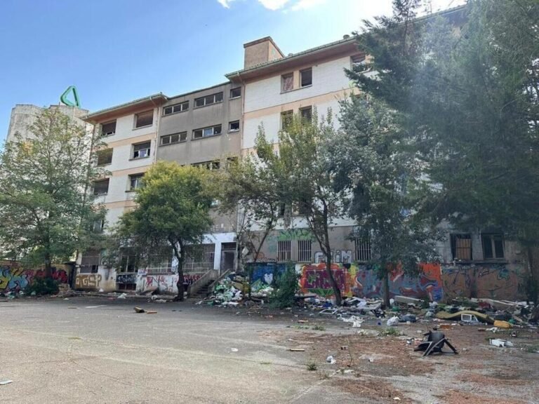 Una pelea con dos heridos por arma blanca precedió al incendio de la antigua ikastola Jaso