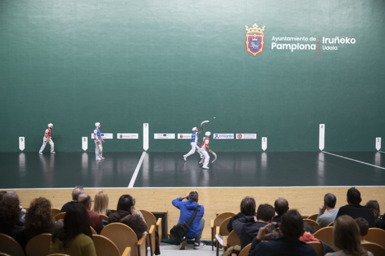 Pamplona organizará diez festivales de pelota en el frontón Labrit hasta diciembre