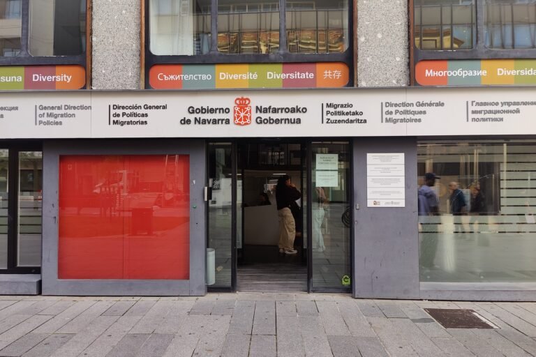 Casi 15.000 migrantes se acogen en Navarra al proceso de regularización extraordinaria