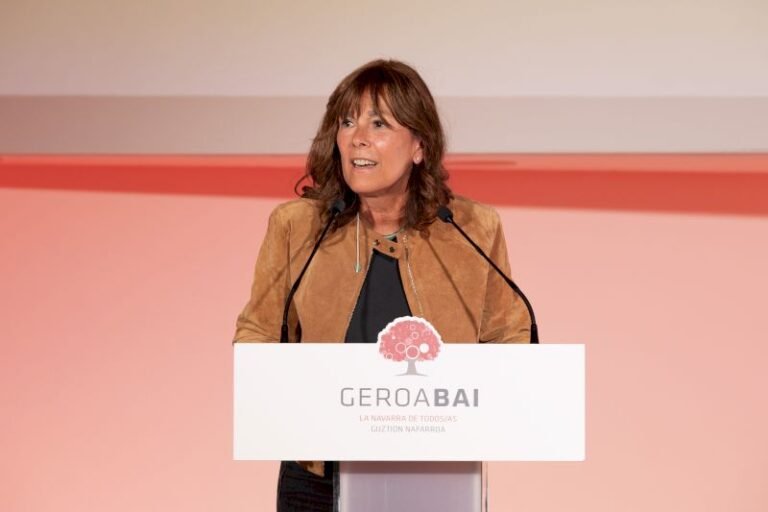 Uxue Barkos abre el curso electoral de Geroa Bai con críticas a UPN y advertencias a sus socios