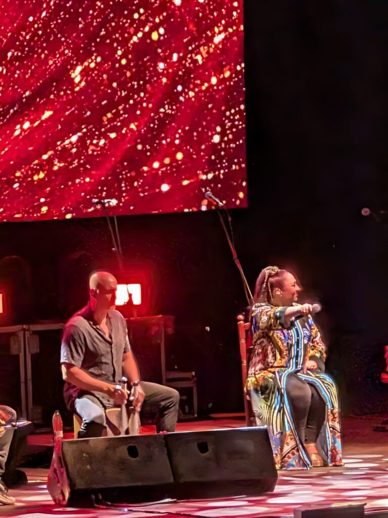 Camela vuelve al Navarra Arena para celebrar más de tres décadas de tecno-rumba