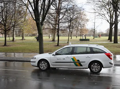 La Comunidad Foral destina 60.000 euros para adaptar taxis rurales a personas con movilidad reducida