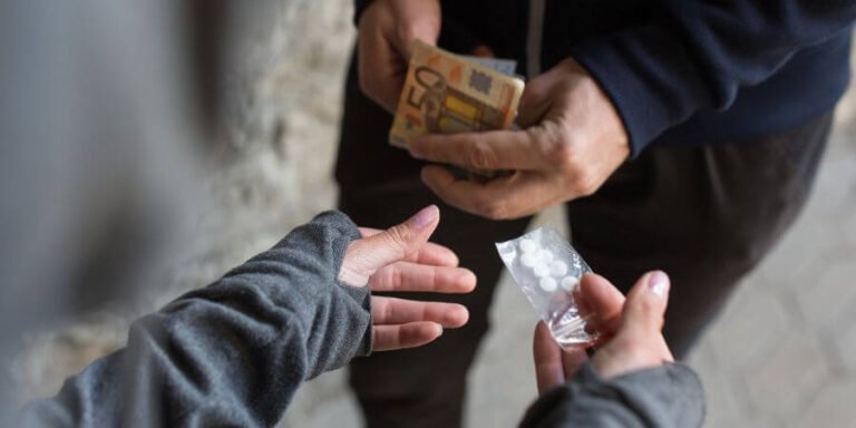 El Tribunal Superior de Justicia de Navarra confirma 7 años y medio por tráfico de drogas