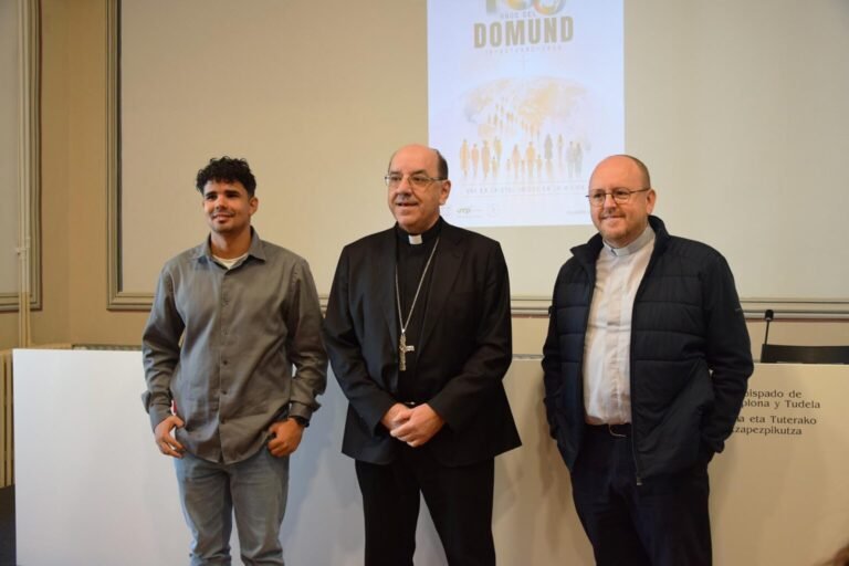 El Domund cumple cien años, con 392 misioneros navarros repartidos por 50 países de África, Europa, América y Asia
