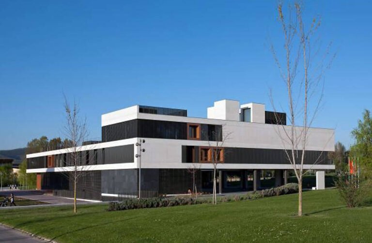 Valle de Egüés aprueba licitar las obras de la Casa de Cultura con un único voto en contra