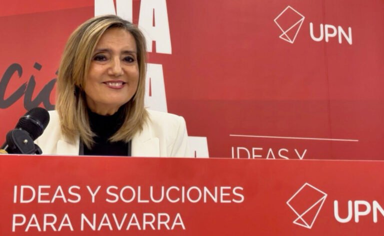 Ibarrola plantea bajar impuestos y reducir un 25% la burocracia para impulsar la economía navarra