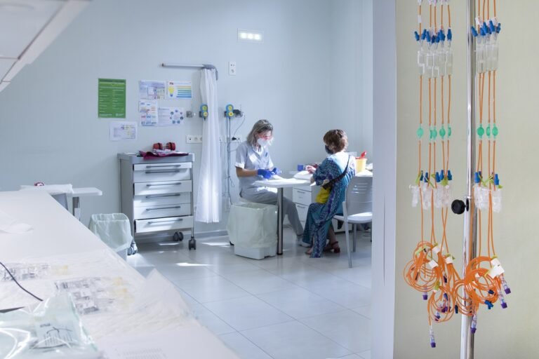 El HUN inicia un ensayo clínico para tratar el cáncer de pulmón microcítico