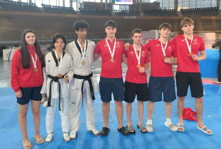 La selección navarra de taekwondo logra siete medallas en el Open de Mallorca