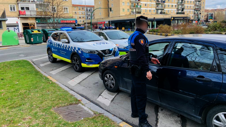 La Policía Municipal de Pamplona interpone más de 90 denuncias en los barrios de San Jorge y Rochapea