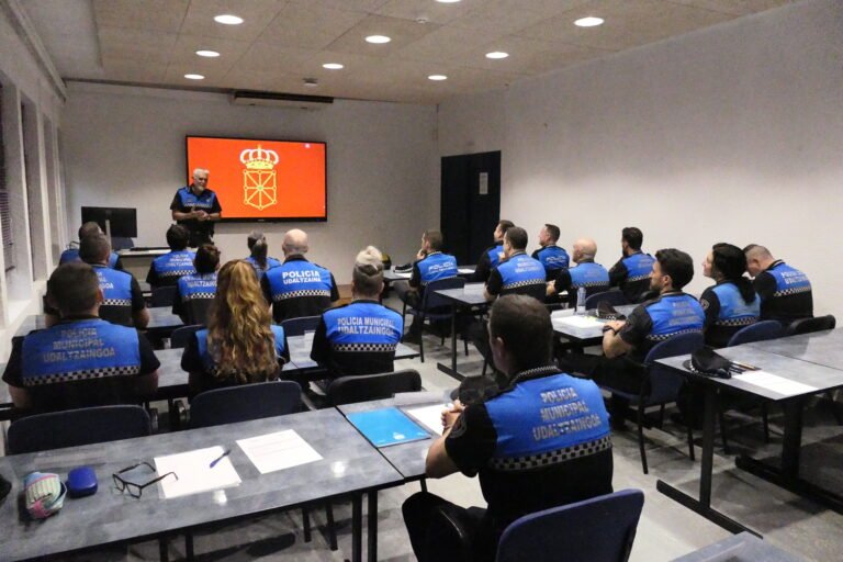 19 personas inician el Curso de Ascenso a agente primero en la Escuela de Seguridad y Emergencias de Navarra